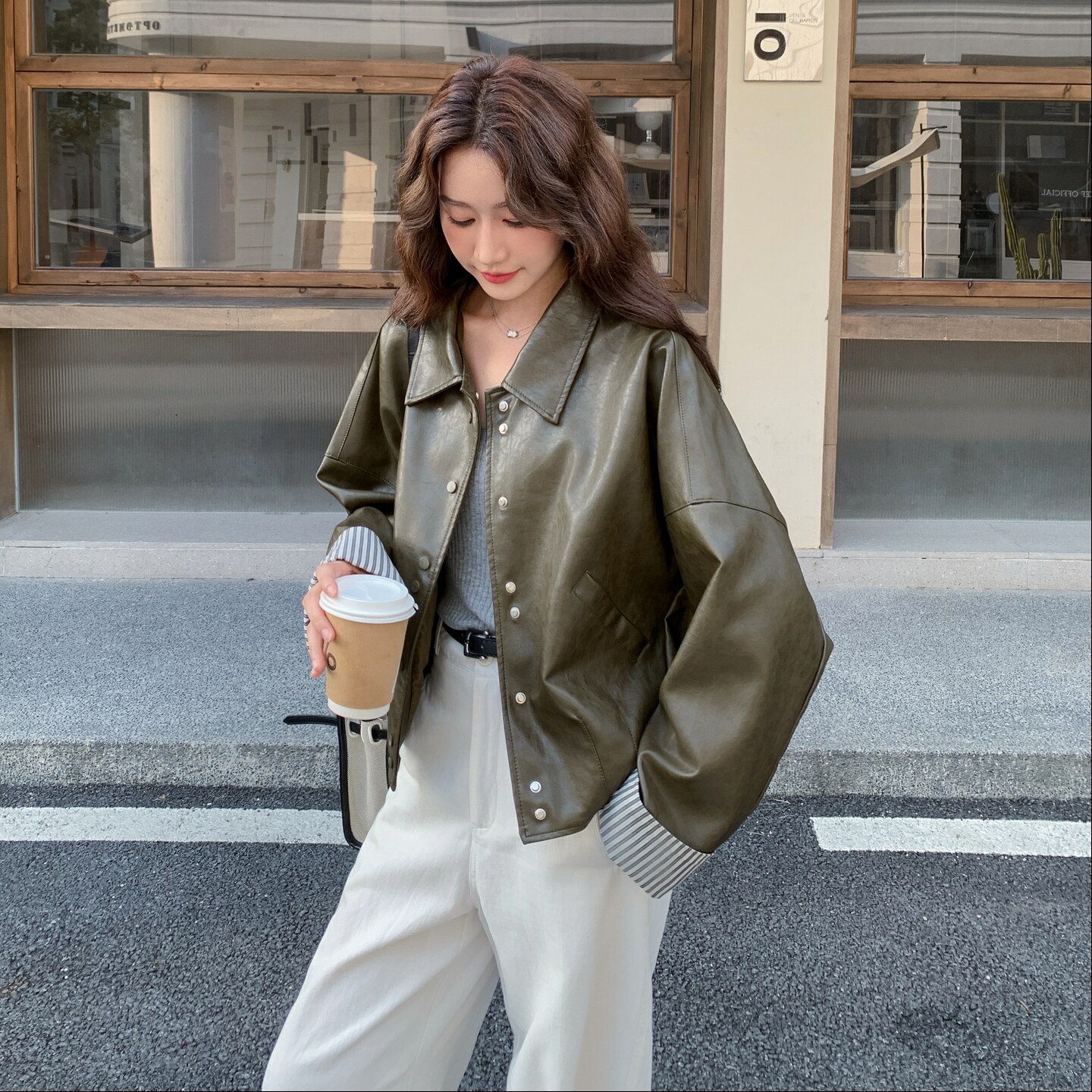 条纹拼接橄榄绿皮衣短外套女春秋2025新款小个子PU夹克爆款高级感,女装短外套,2C177