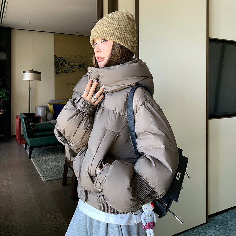 灰色短款连帽羽绒服女冬季2025新款小个子百搭加厚保暖面包服外套图片