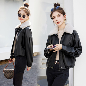 时尚羊羔毛领皮衣羽绒服女2024冬新款宽松显瘦气质白鸭绒保暖外套图片