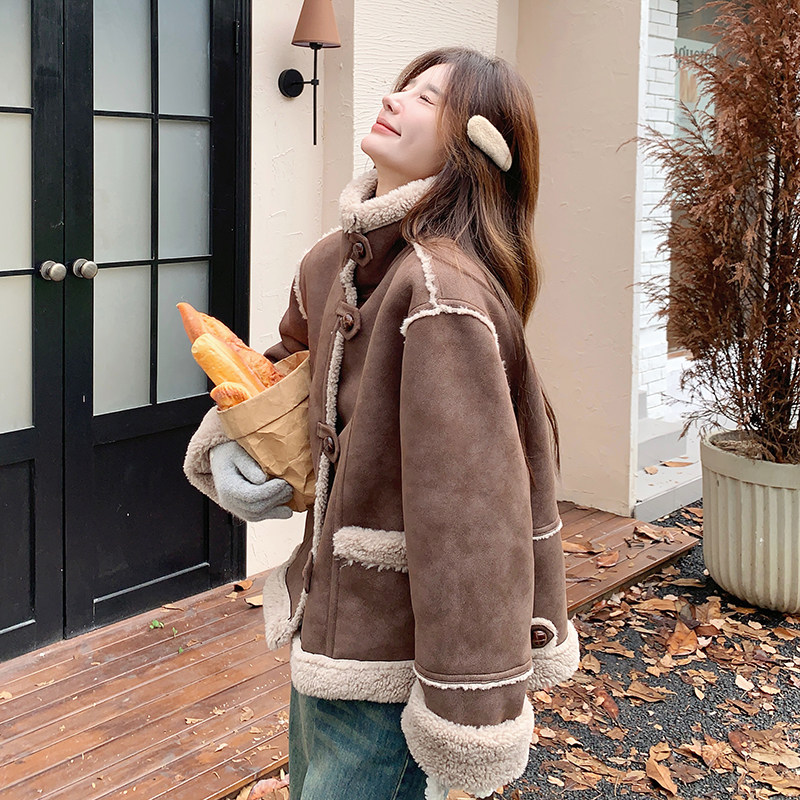 韩版复古美拉德皮毛一体棉服女2025年冬季新款显瘦短款羊羔毛外套,女装皮草,2C098
