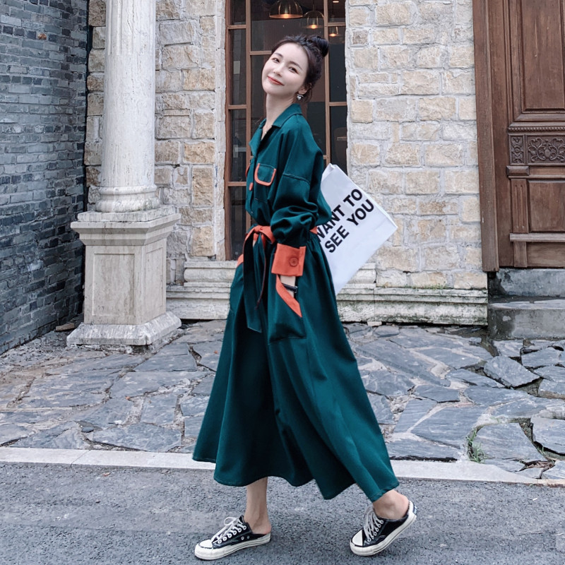 墨绿色休闲显瘦连衣裙女2025春秋季新款法式高级感气质长袖衬衫裙图片