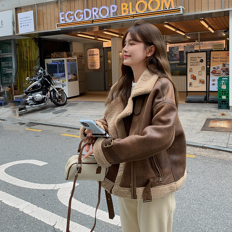 咖色皮毛一体羊羔毛麂皮绒外套女2024冬装新款小个子机车加厚棉衣,女装皮草,2C025