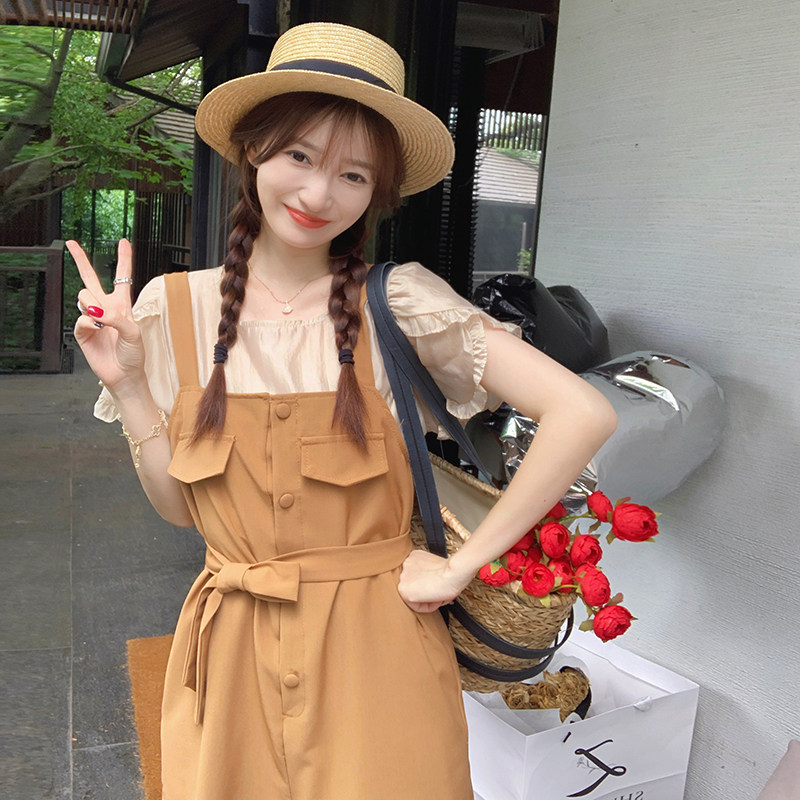 网红炸街背带裤女夏薄款2025年新款休闲时尚洋气减龄短裤两件套装图片