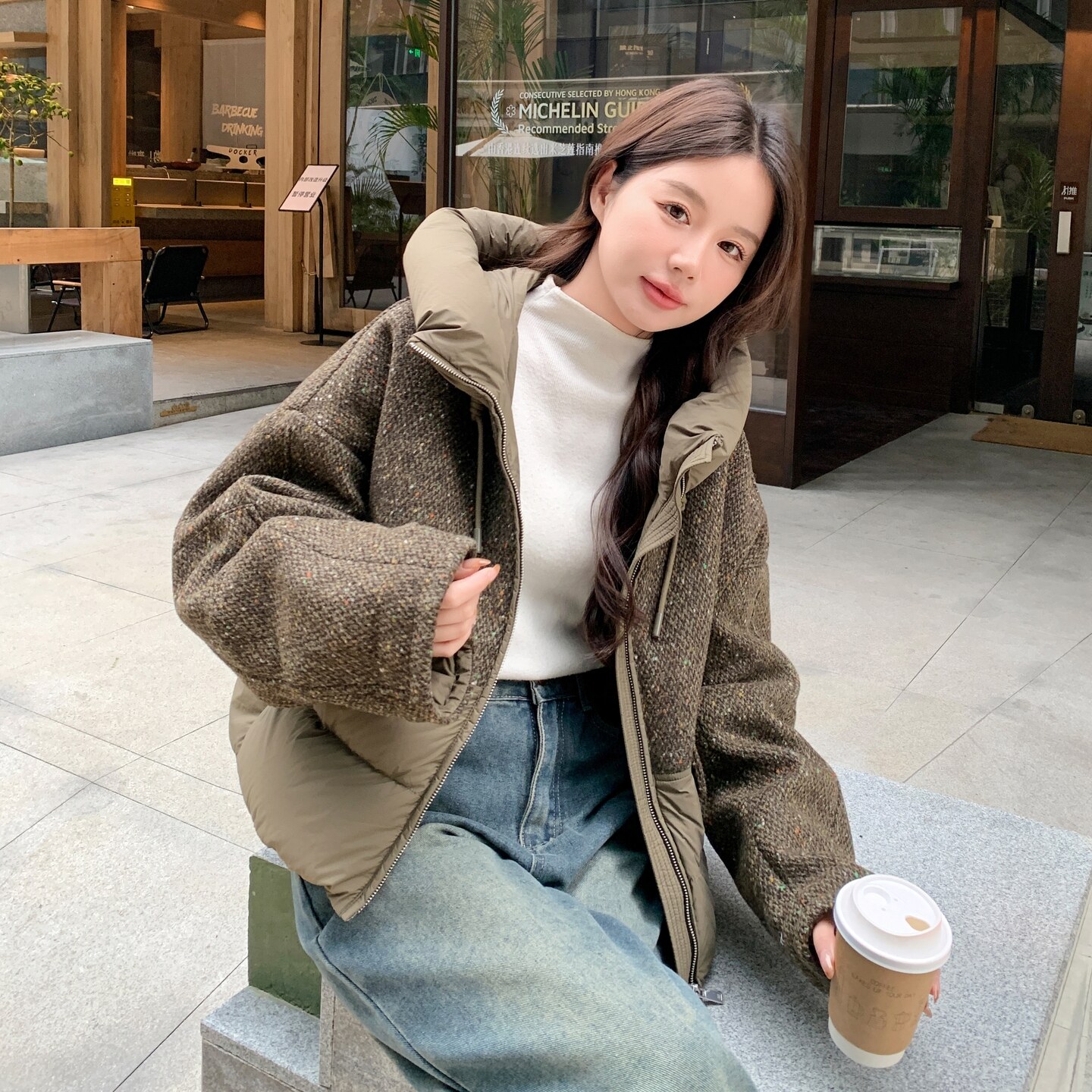 复古拼接连帽羽绒服女短款面包服宽松设计感小众冬季加厚保暖外套,女装羽绒服,2C166