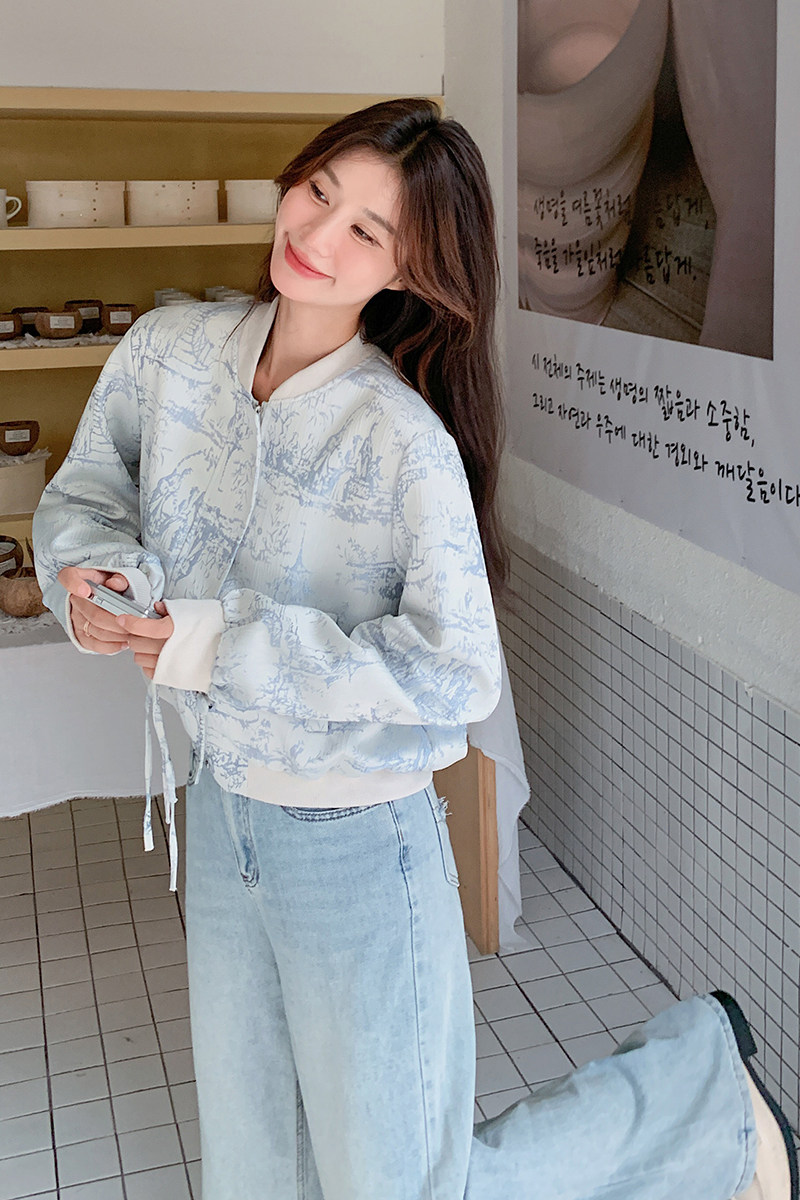 新中式国风棒球服外套女春秋独特漂亮超火好看休闲减龄短款小夹克,女装短外套,2C117
