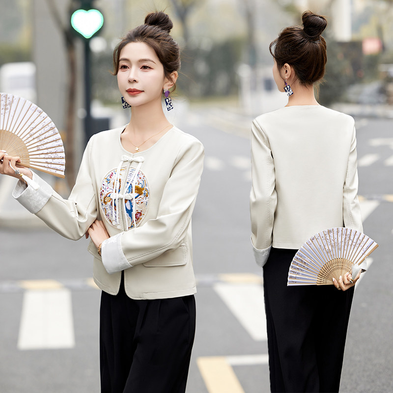 【风系列】刺绣皮衣外套女短款2025新款盘扣新中式上衣,女装皮衣,吾爱衣