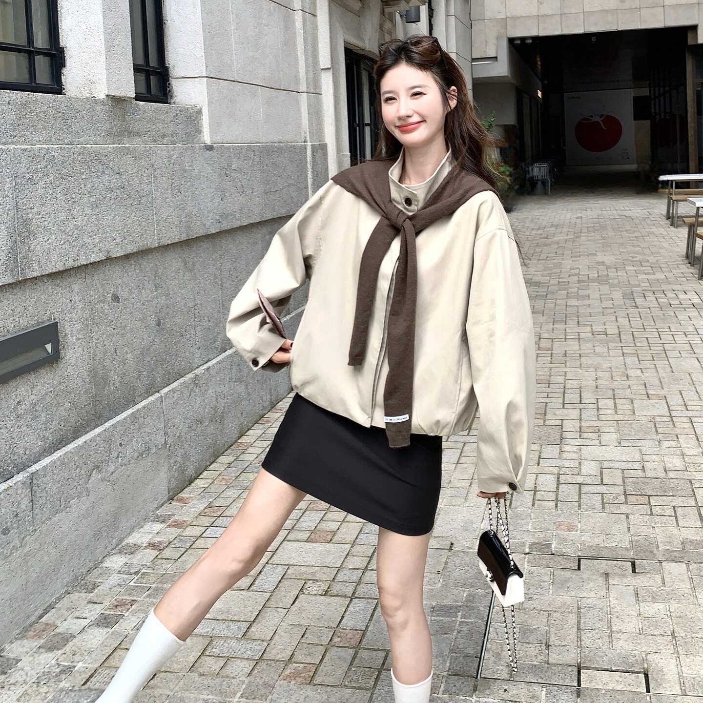 卡其色简约风立领短款外套女2025时尚披肩小个子洋气百搭夹克上衣,女装短外套,2C307