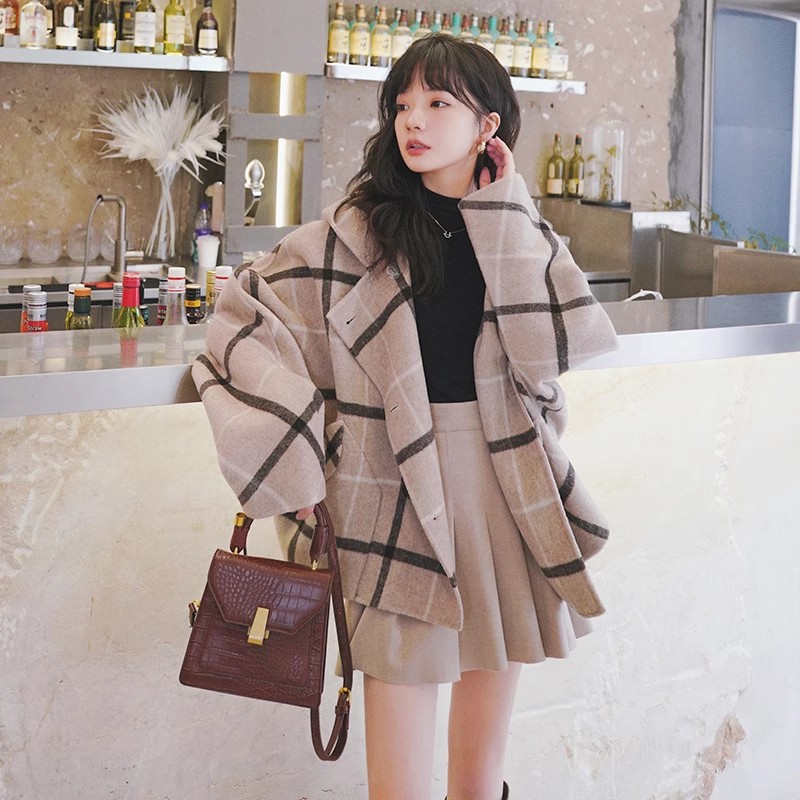 ！2026冬季复古格连帽短毛呢外套2C069-N9005-P155K228,女装毛呢外套,2C069