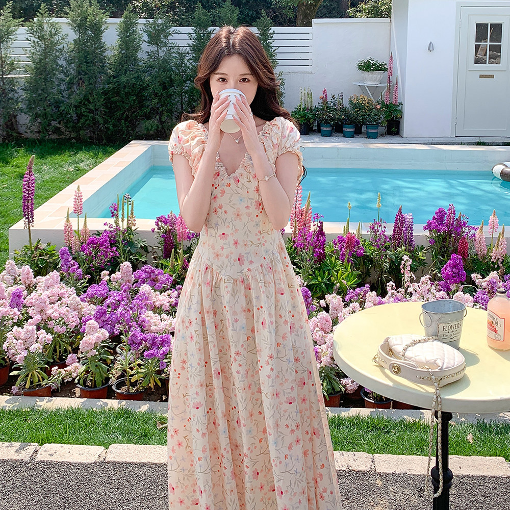 甜美粉色碎花连衣裙女夏2025新款减龄超仙独特绝美长裙氛围感清纯,女装连衣裙,2C212
