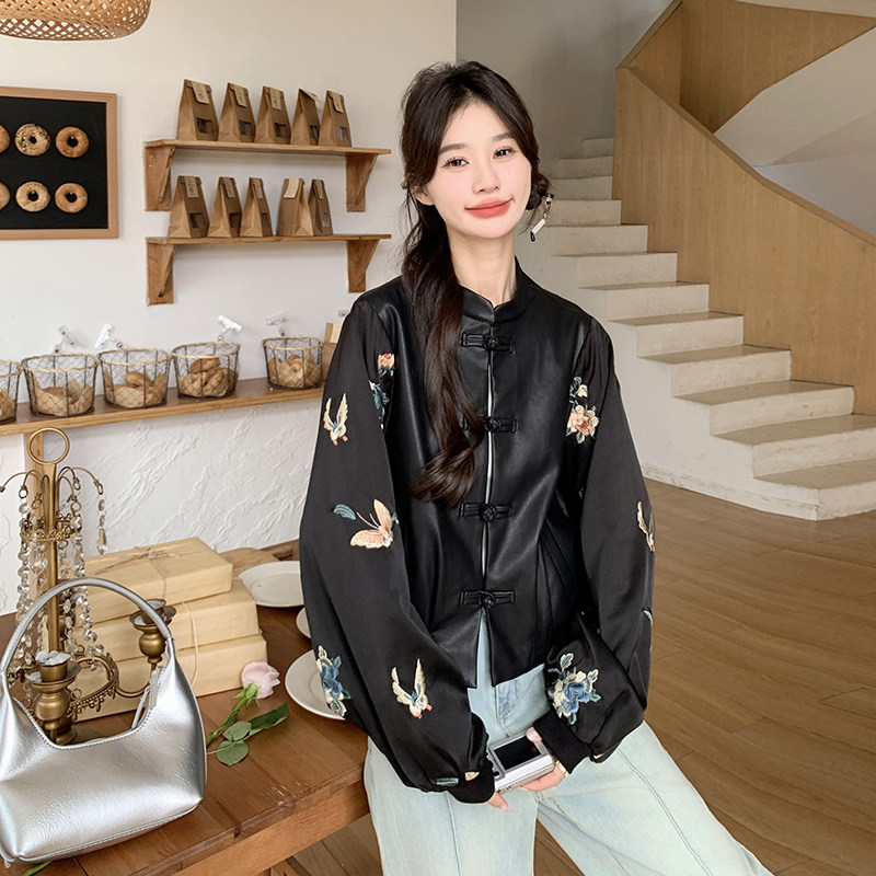 黑色新中式刺绣皮衣外套女2025春秋新款复古炸街休闲超好看短夹克,女装短外套,2C098