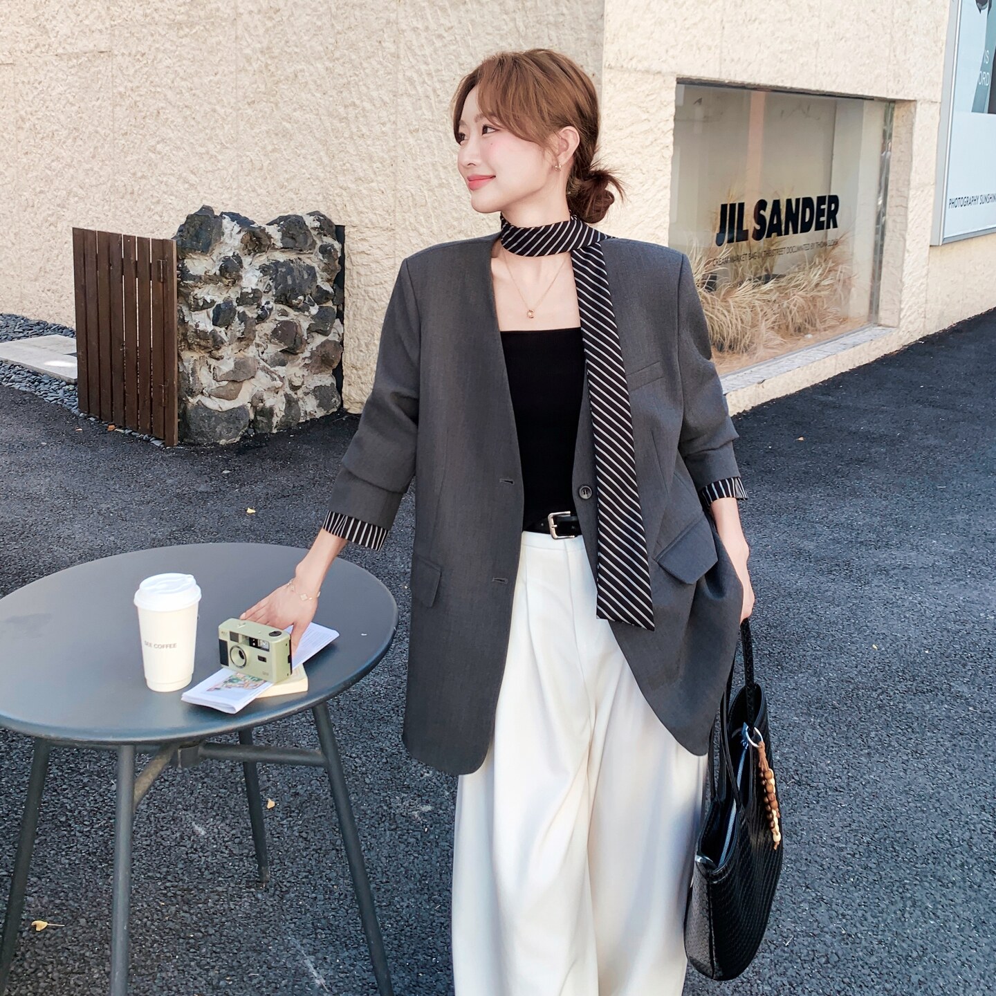 灰色韩系高级感西装外套女2025秋季新款气质通勤显瘦百搭小西服,女装西装,2C325