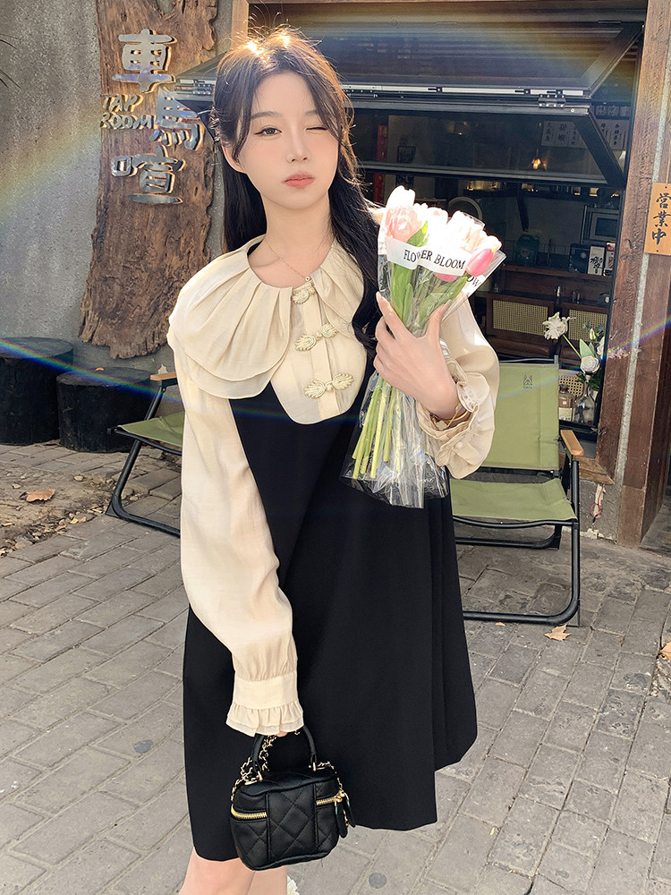 新中式国风盘扣撞色拼接连衣裙女2025春新款娃娃领宽松显瘦小黑裙,女装连衣裙,2C103