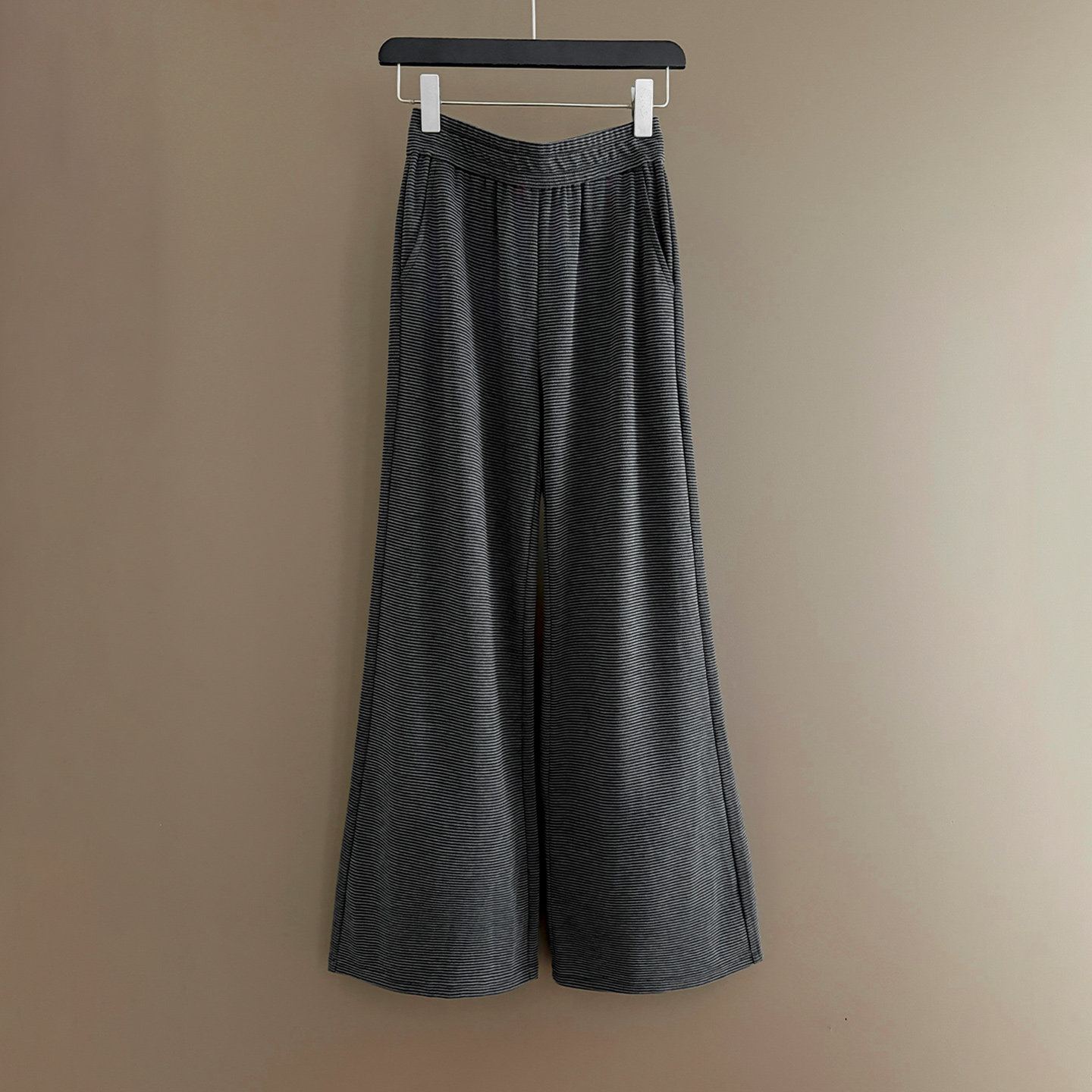 欧货时尚休闲运动套装修身显瘦女秋季新款立领卫衣直筒长裤两件套,女装套装/套裙,2C310