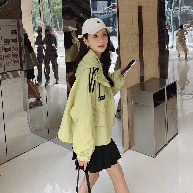 【新品档口现货】2025女装休闲秋装风衣外套266-P120-K170,女装短外套,2C266