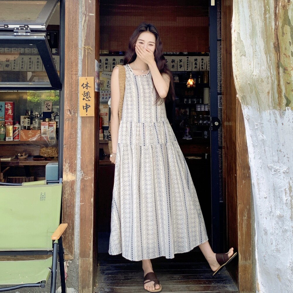 复古碎花绝美法式连衣裙2025新款女初夏小香风超好看高级感背心裙,女装连衣裙,2C166