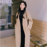 买家秀已更新【现货】米驼色两颗扣皮毛一体长外套6693-P195控288，女装皮草，2C137
