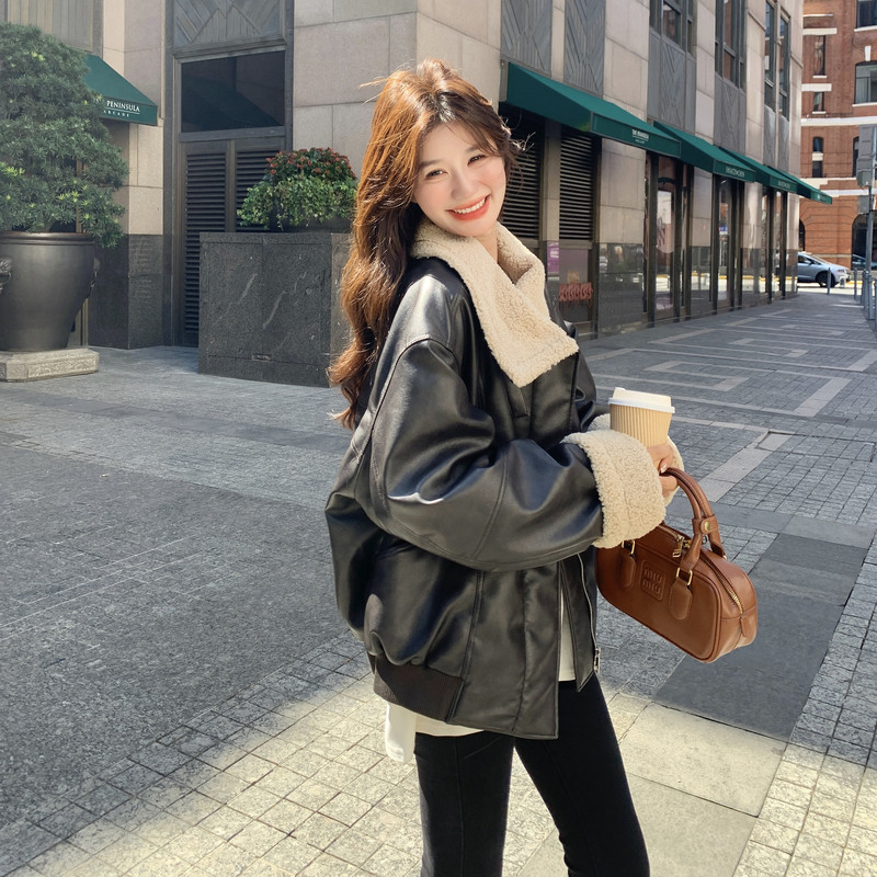 【新品】复古肌理皮衣羊羔毛加绒加厚PU2C016-8030-P270-K398,女装皮衣,2C016
