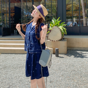 小个子盐甜系穿搭牛仔马甲套装女夏新款轻薄休闲显瘦短裤两件套图片