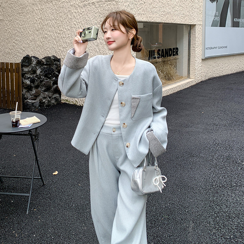 高级感小众浅蓝色西服套装女春秋季2025新款宽松显瘦阔腿裤两件套图片
