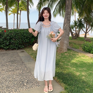 蓝色法式镂空慵懒风连衣裙2025新款夏季小众绝美小个子泡泡袖长裙图片
