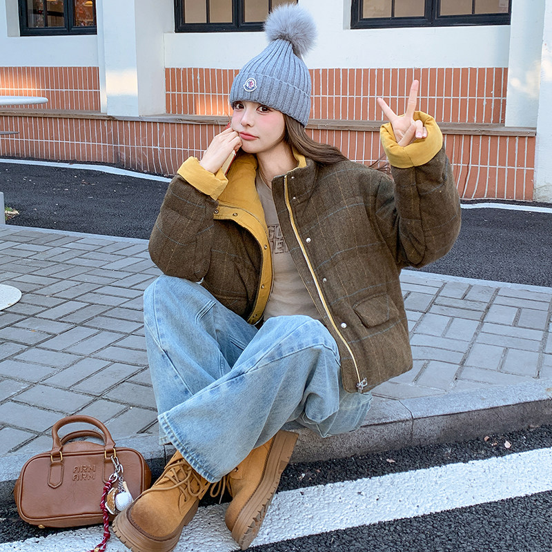 主推现货2025冬季格子短款老标90%绒羽绒服C022-9113-P260-K378,女装羽绒服,2C022