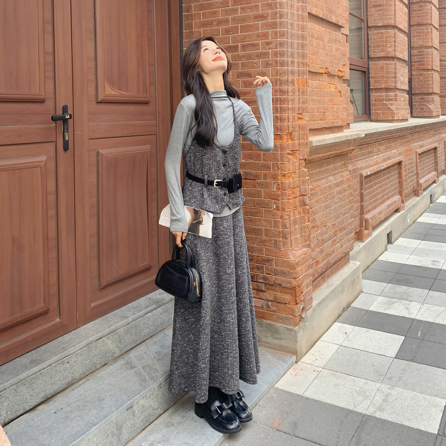 灰色御姐范气质通勤套装裙女秋季2025新款吊带打底衫半身裙三件套,女装套装/套裙,2D078
