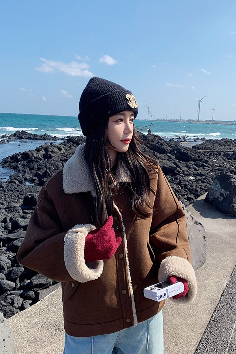 现货！设计感羊羔毛加厚休闲麂皮绒皮毛一体外套2362P175K248,女装皮草,2C029