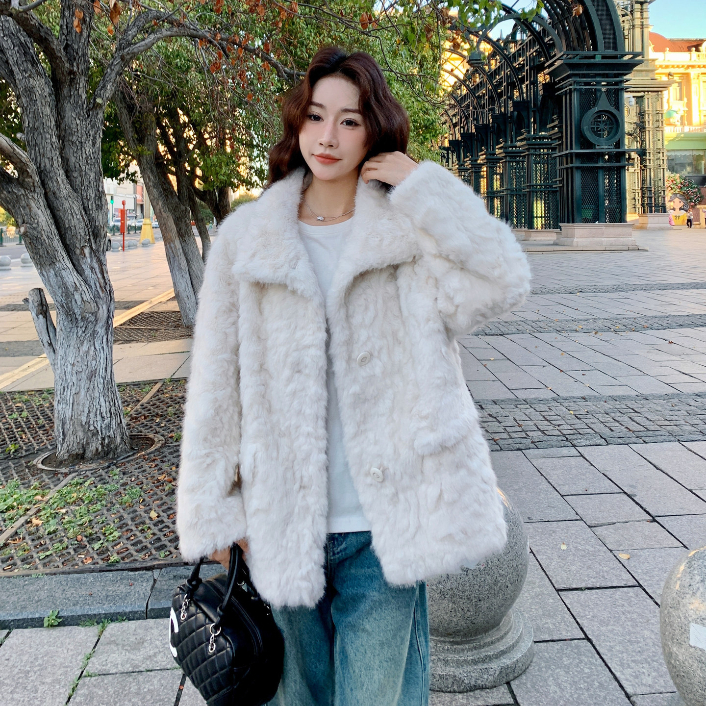 :冬装新款高级感仿皮毛宽松皮毛一体外套2C135-8930P225K328,女装皮草,2C135