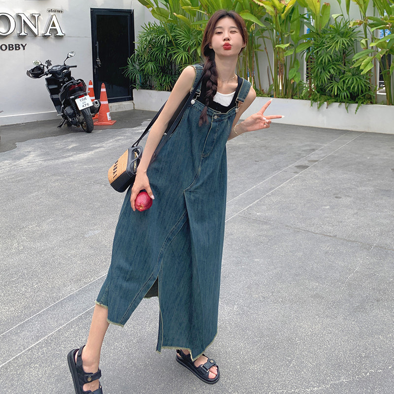 时尚小众设计感牛仔背带裙女夏中长款2025新款洋气减龄开叉连衣裙图片