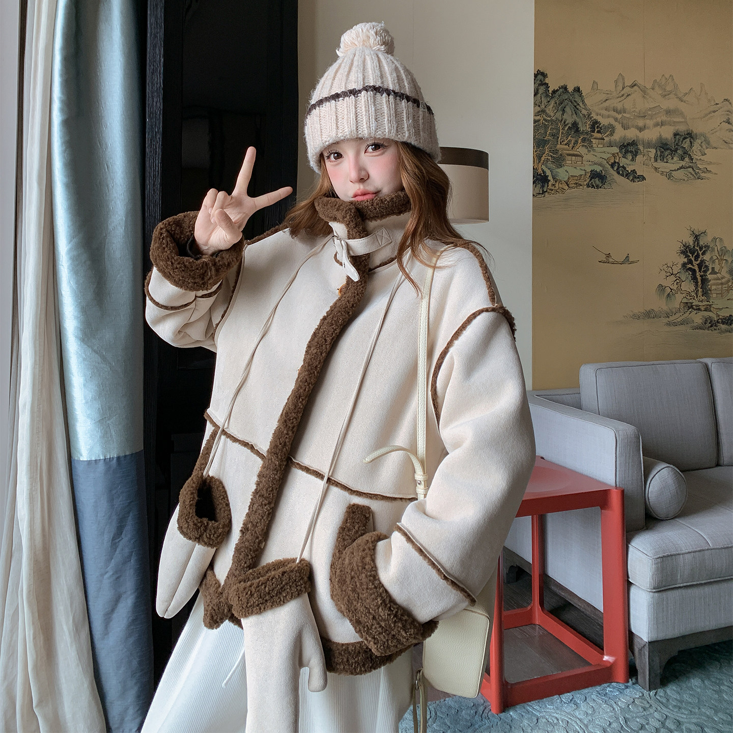 2025冬季新款皮毛一体羊羔毛外套女短款撞色拼接加厚保暖机车夹克,女装皮草,2C306