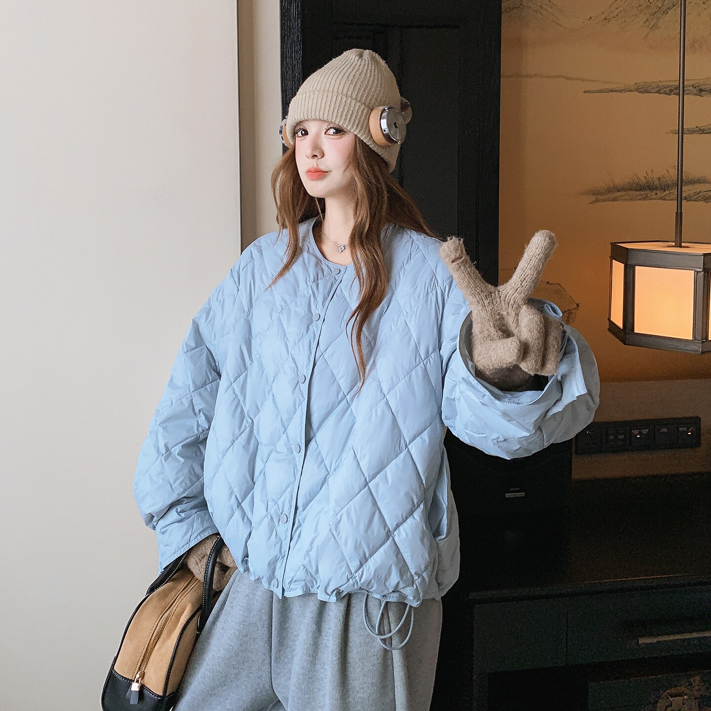 【新款】25冬季新款新标90轻薄羽绒服D101 P245K338图片