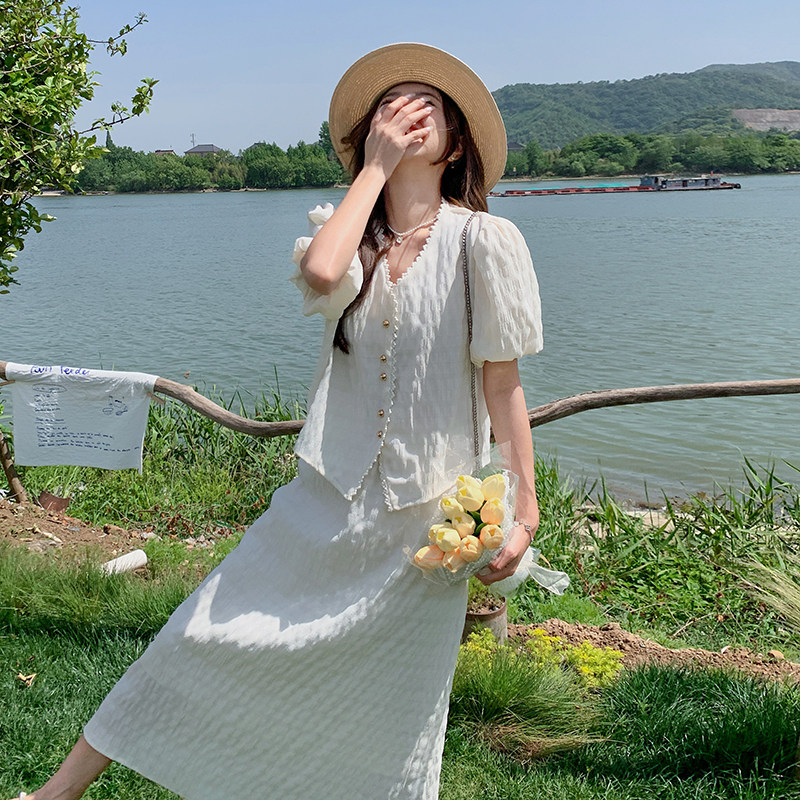 新品肌理感面料上衣+半身裙两件套2C075-169A-P145-K198,女装套装/套裙,2C075