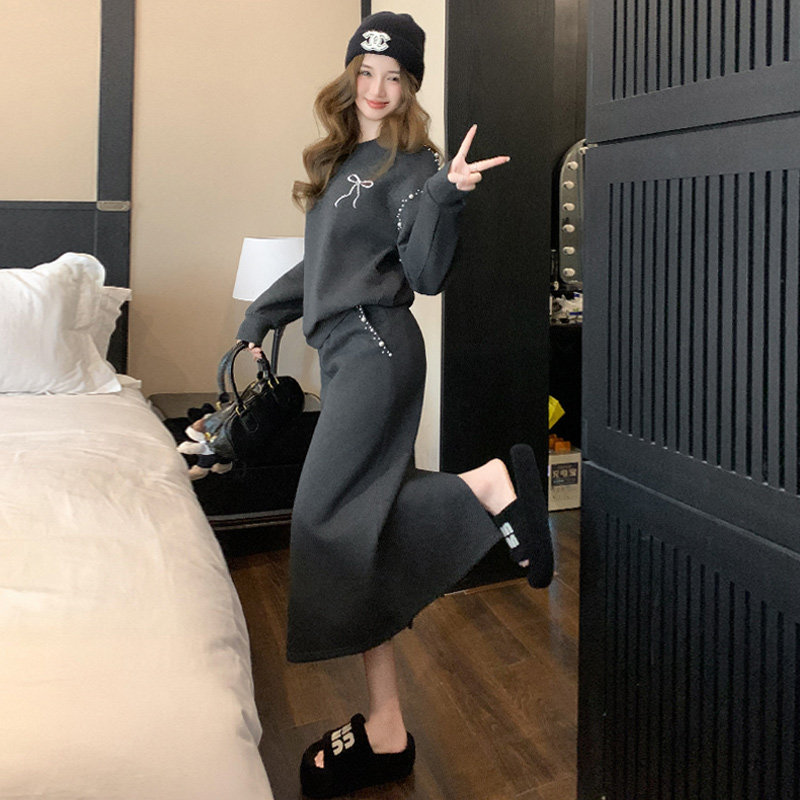 女春订珠蝴蝶结卫衣长款半裙,女装套装/套裙,2C310
