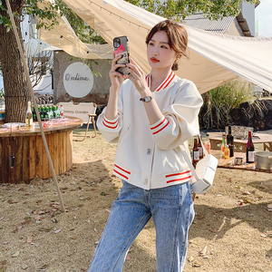 秋装 米色外套棒球服上衣 057-5807-P125K188图片