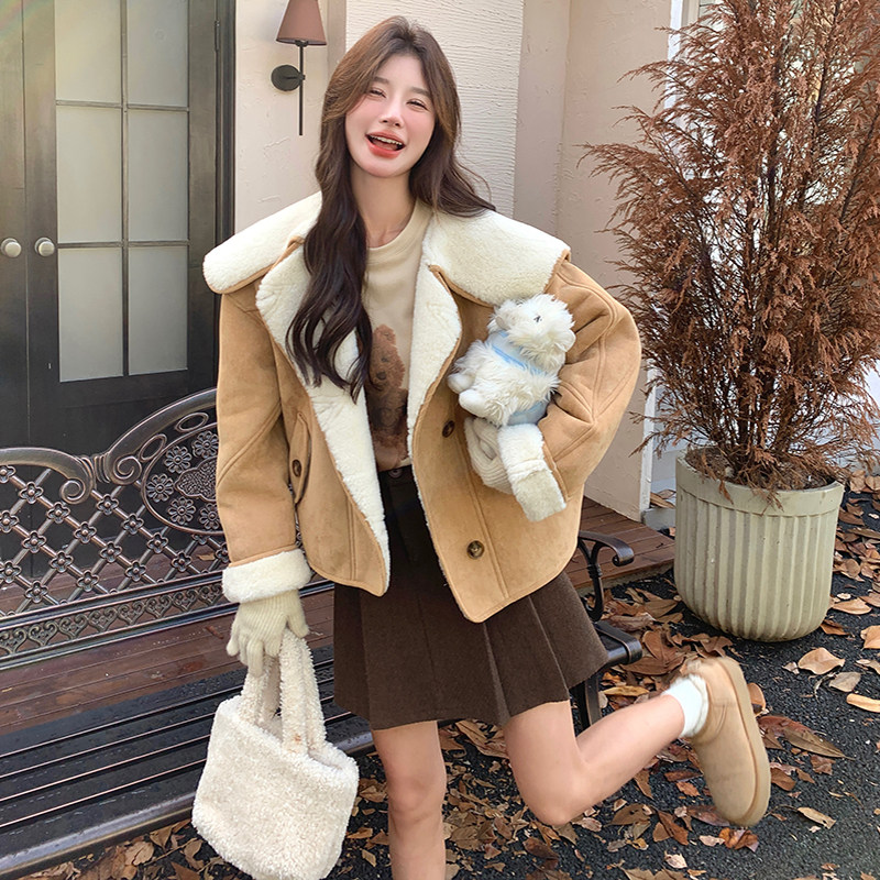 加厚保暖皮毛一体羊羔毛外套女秋冬巨好看独特漂亮加绒棉服高级感图片