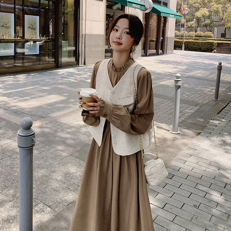 两件套连衣裙女长袖秋装复古马甲小香风2026新款高级感气质长裙子,女装套装/套裙,2C159