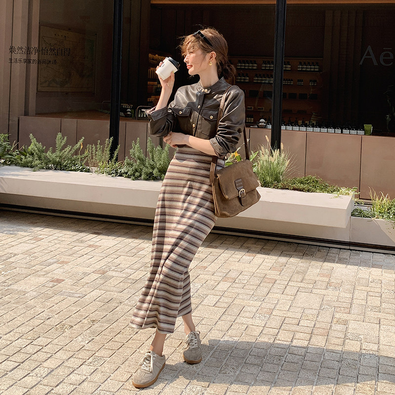 现货  小皮衣外套+条纹背心裙两件套  2C206-L25-P175-K238图片