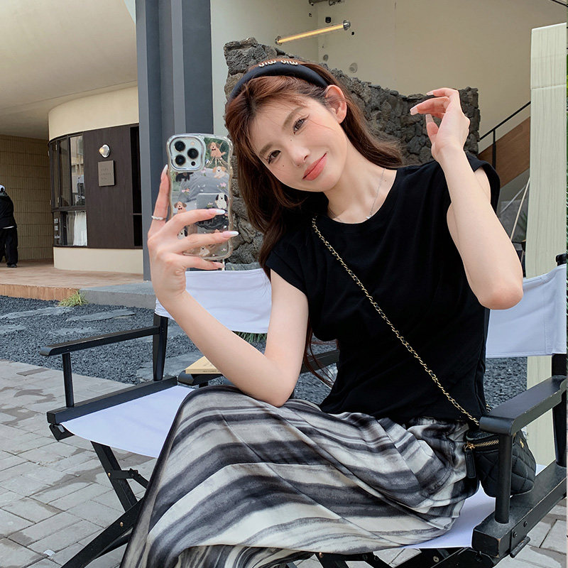 黑色掐腰T恤条纹高腰阔腿裤两件套女2025年夏季新款气质通勤套装,女装套装/套裙,2C339