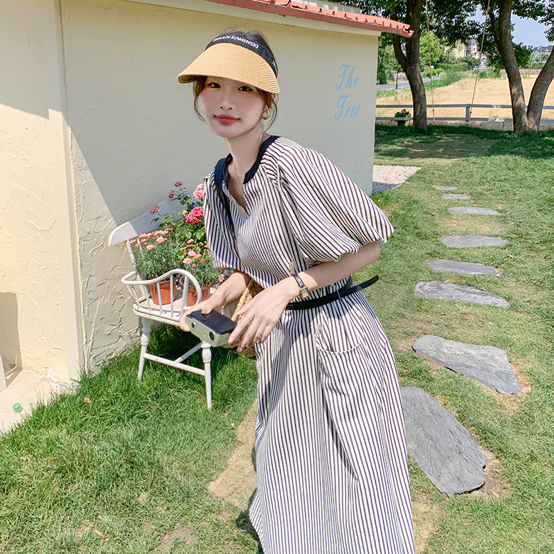 韩系时尚泡泡袖条纹连衣裙女2025夏季新款设计感洋气V领显瘦长裙,女装连衣裙,2C159