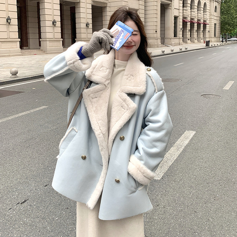 蓝色皮毛一体羊羔毛绒外套女冬季2025新款绝美独特设计流行加绒,女装皮草,2C159