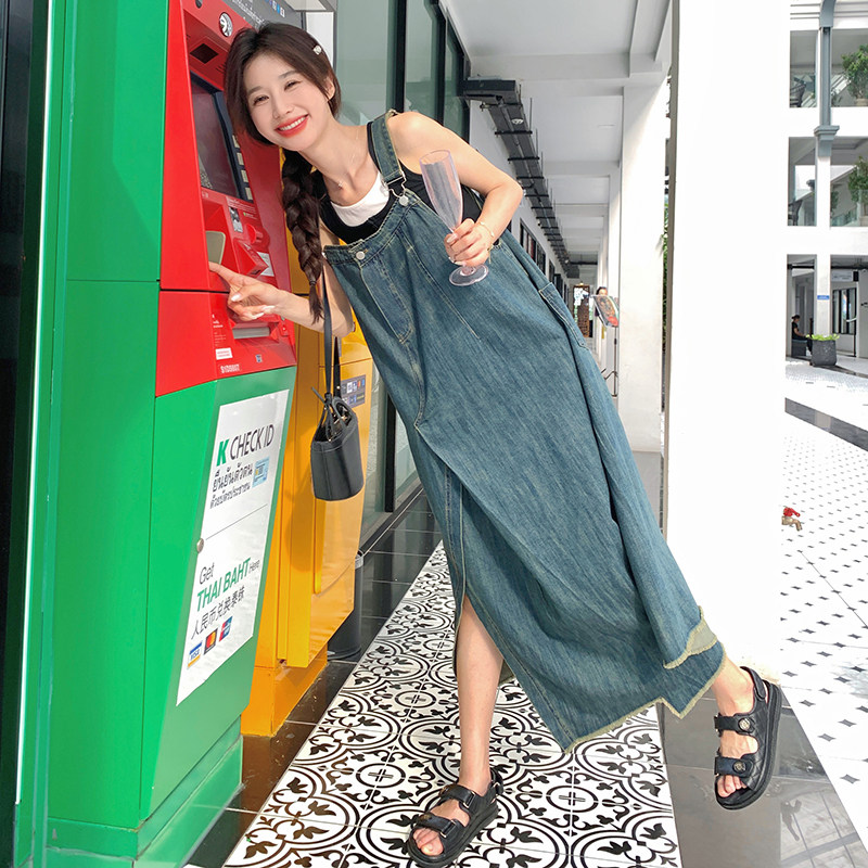 时尚小众设计感牛仔背带裙女夏中长款2025新款洋气减龄开叉连衣裙,女装连衣裙,2C201
