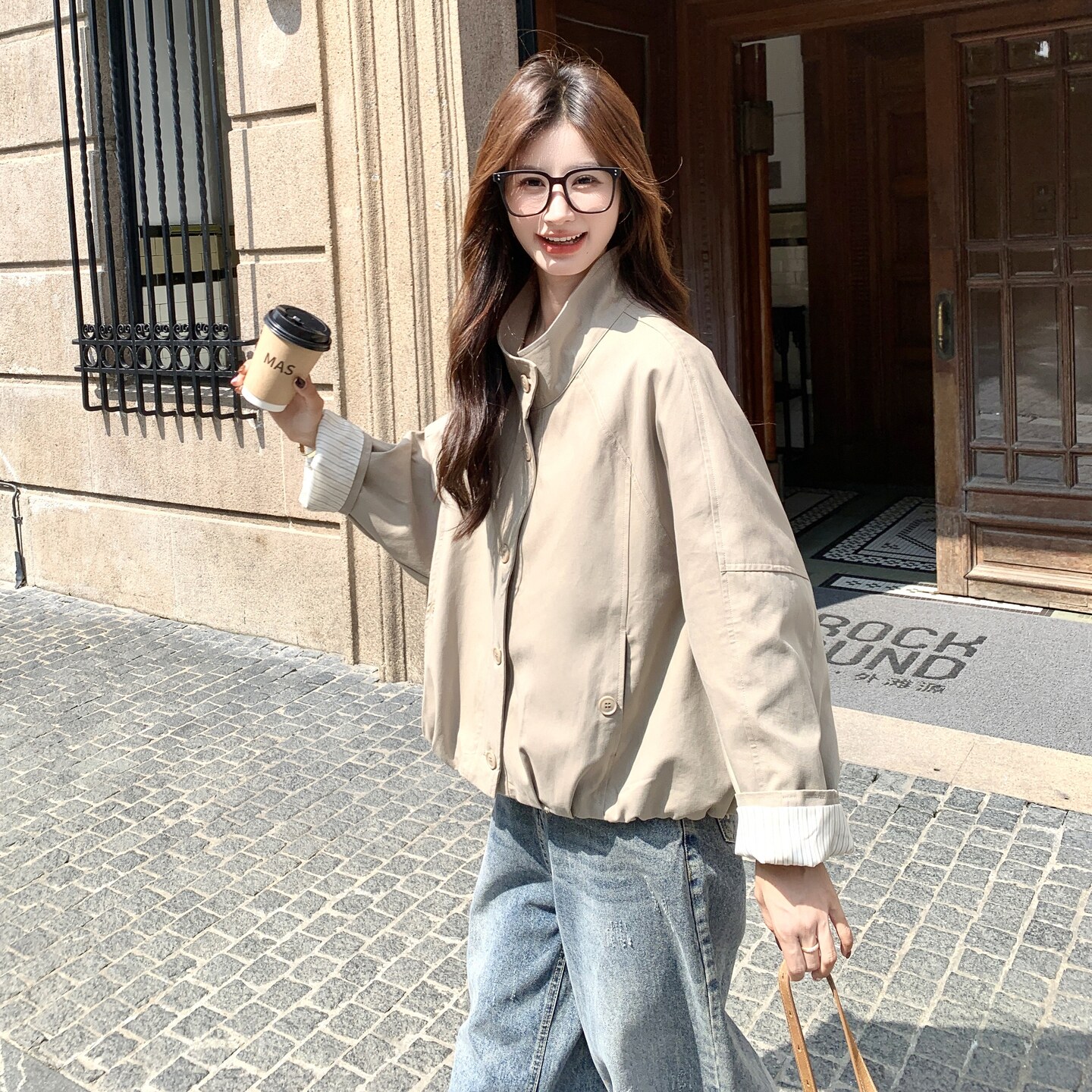 条纹拼接卡其色短外套女春秋2025新款小个子夹克上衣流行爆款超火,女装风衣,2C135