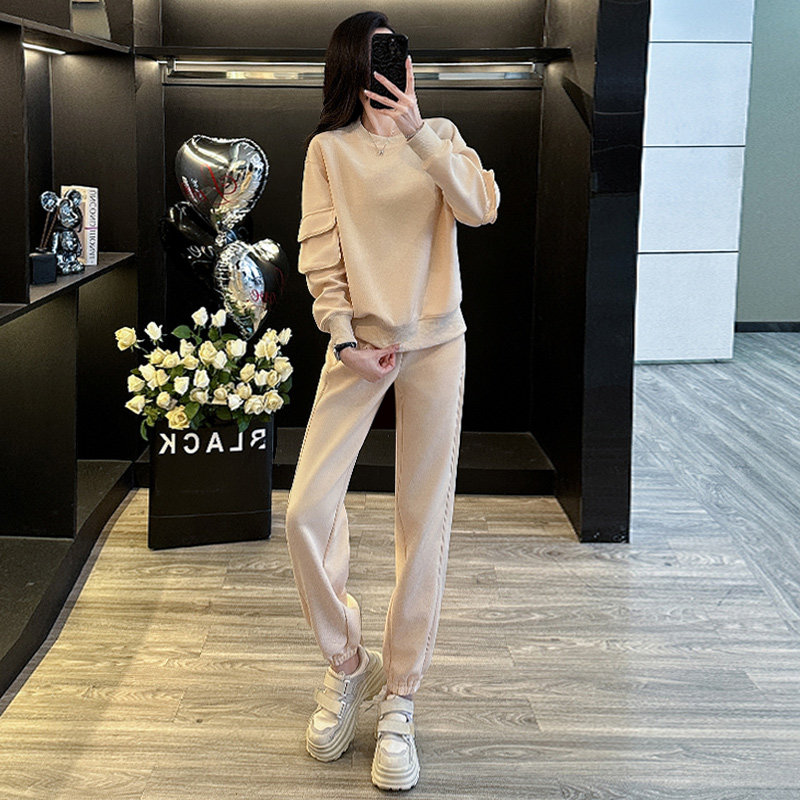 韩装女春季新款衣袖口袋设计感卫衣束脚裤两件套,女装套装/套裙,2C310