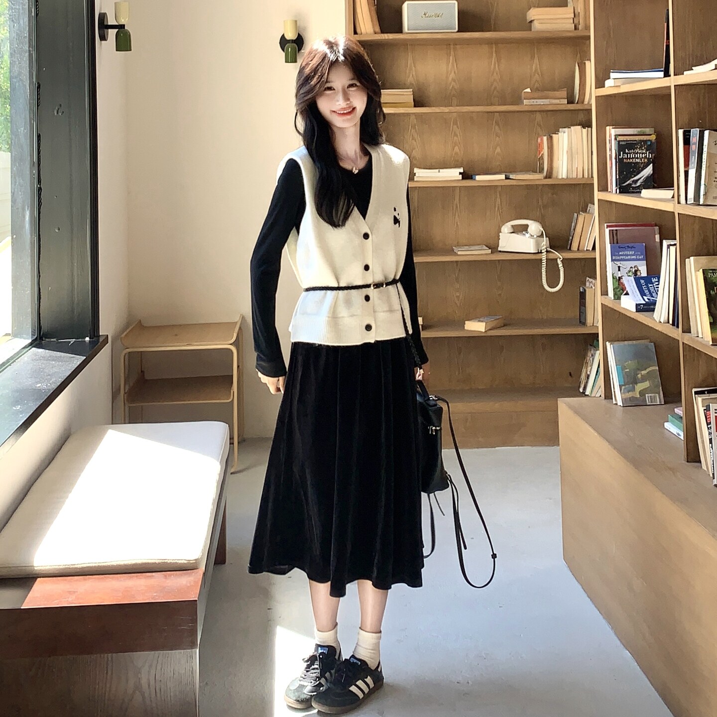 设计感秋冬时尚套装女显瘦针织马甲背心长袖打底连衣裙叠穿两件套,女装套装/套裙,2C166