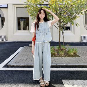 蕾丝花边拼接牛仔马甲套装女2025夏季港风复古小个子阔腿裤两件套图片
