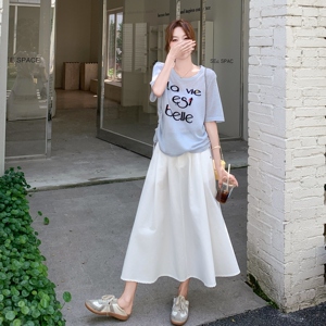 休闲减龄T恤半身套装女夏2025淡人两件套气质巨好看甜美夏日绝美图片