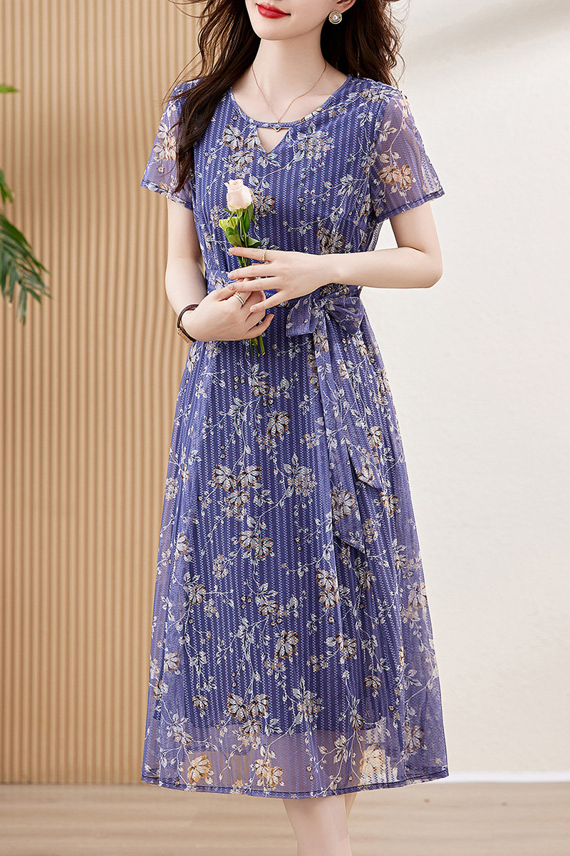 高端气质碎花连衣裙女2024夏季新款收腰显瘦洋气减龄绝美印花裙子,女装连衣裙,吾爱衣