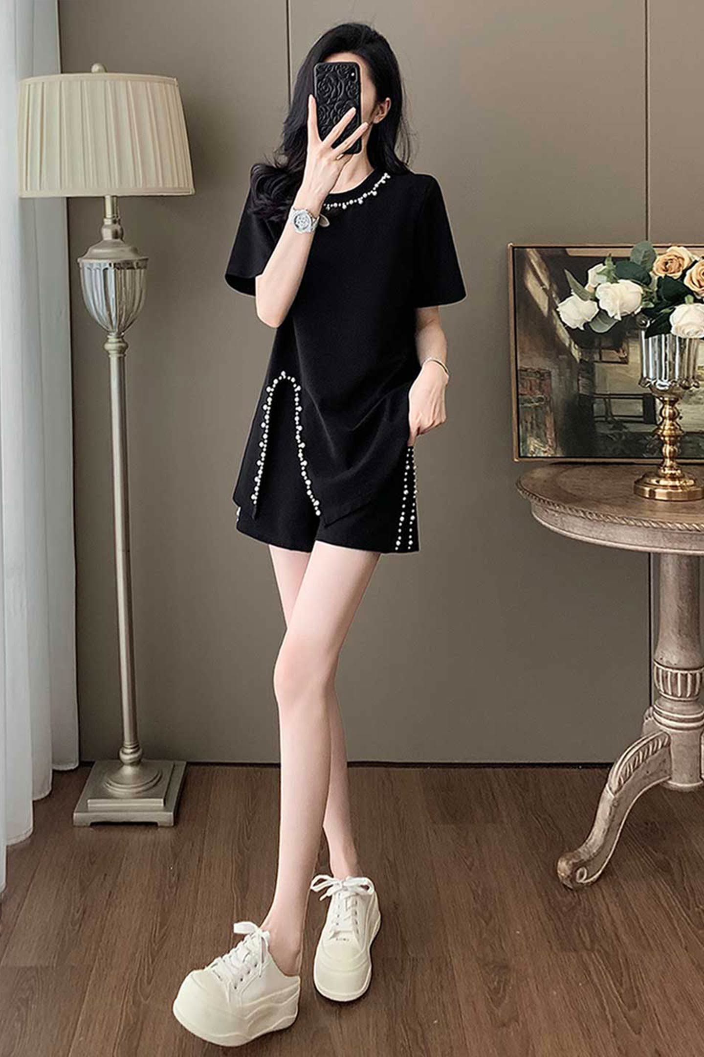 女夏季新款时尚潮流套装圆领钉珠设计侧开叉不规则上衣短裤两件套,女装套装/套裙,2C310