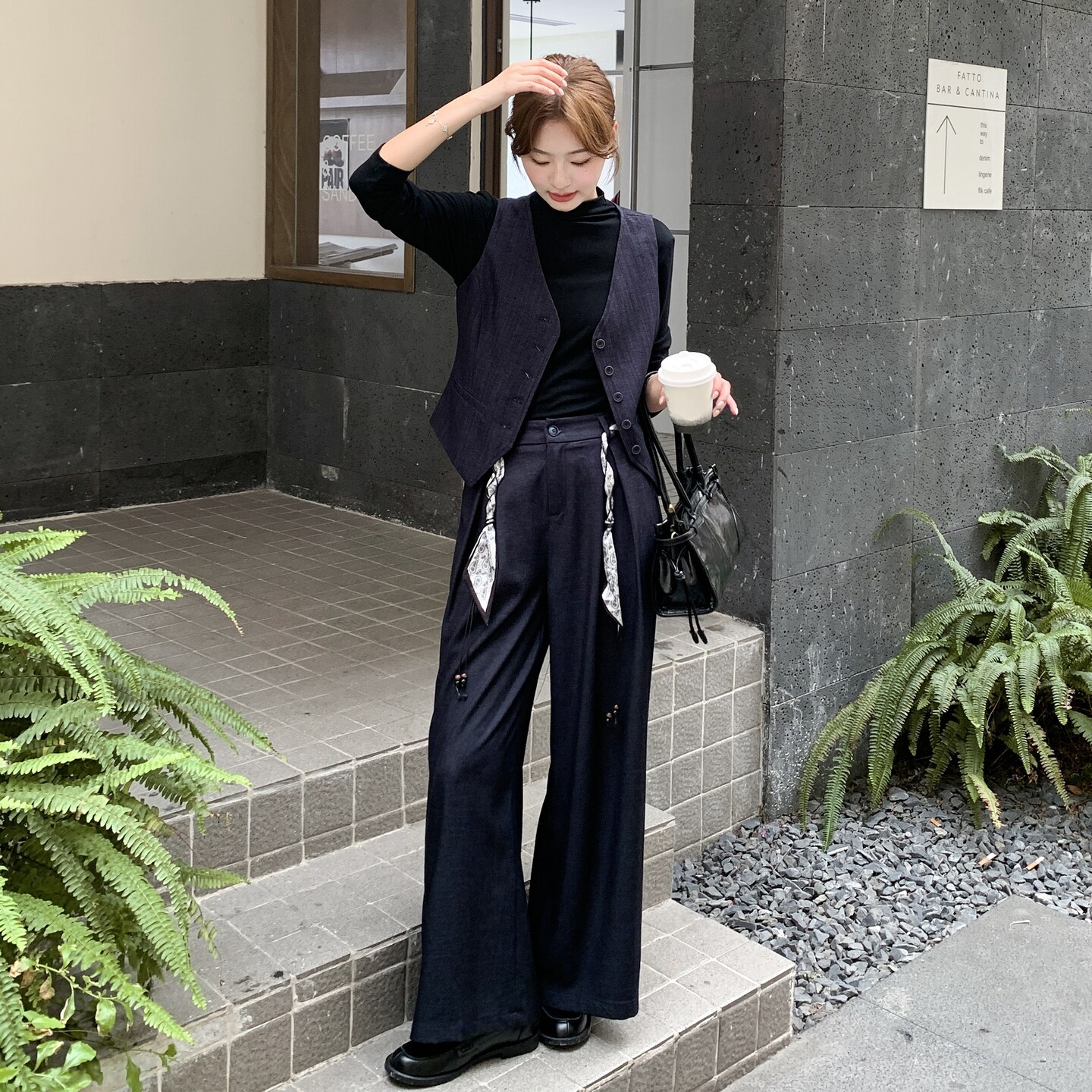 老钱风马甲套装女2025秋季新款超好看高级感气质显瘦阔腿裤两件套,女装套装/套裙,2C236