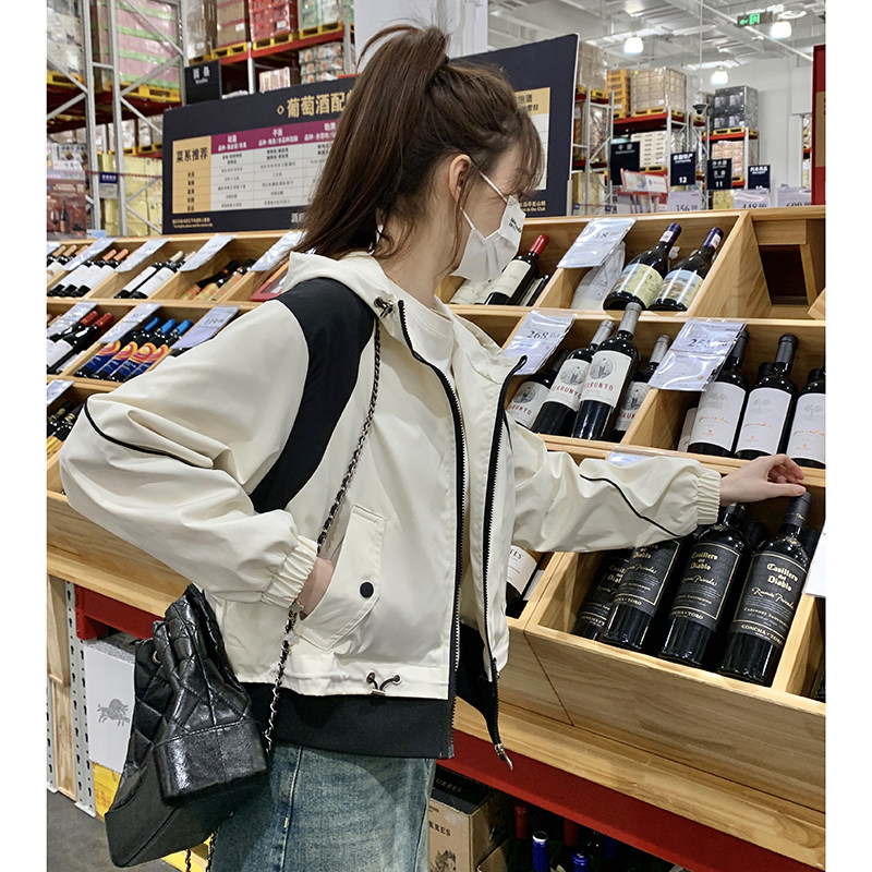 韩版撞色拼接连帽外套春季女2025新款休闲宽松设计感显高短款上衣图片